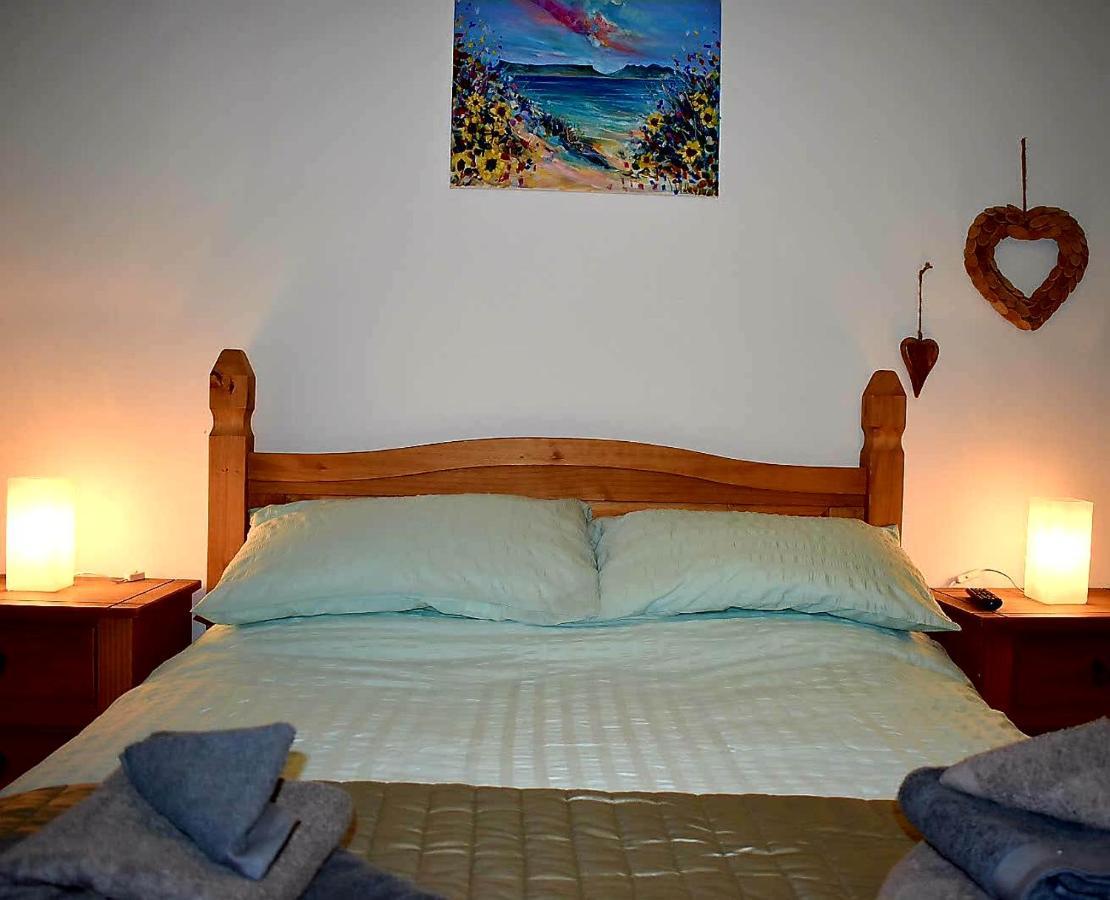 إينفيرنيس Lycia Rooms + المظهر الخارجي الصورة