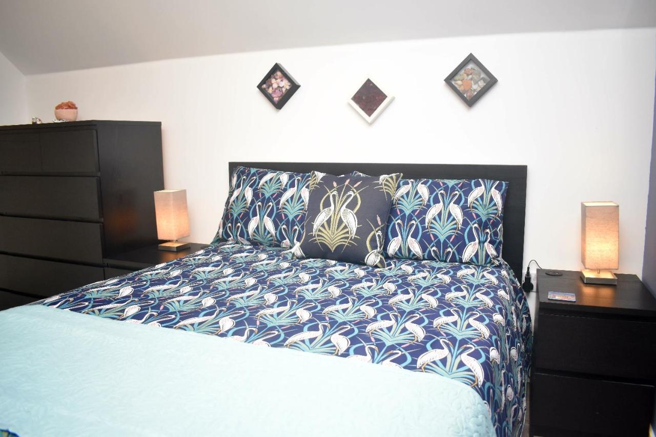 إينفيرنيس Lycia Rooms + المظهر الخارجي الصورة